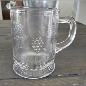 Vintage Jenkins grape small mug
